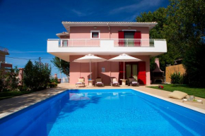 Гостиница Exanthia Villas  Агиос-Николаус